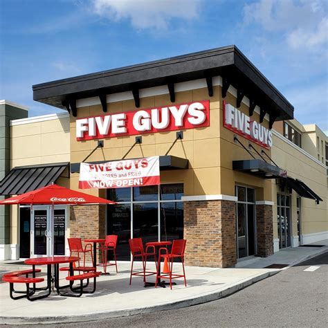 Welcome to your local Five Guys at 25599 Sierra Center Blvd. in Lutz. With more than 250,000 ways to customize your burger and more than 1,000 milkshake combinations, your perfect meal is just a click away! Whether it’s using fresh ground beef (there are no freezers in our restaurants), double-cooking our fries in 100 percent peanut oil, hand ... 